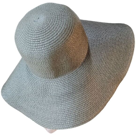 Joe Fresh Olive Green Oversized Beachy Floppy Straw Hat - Picture 2 of 7